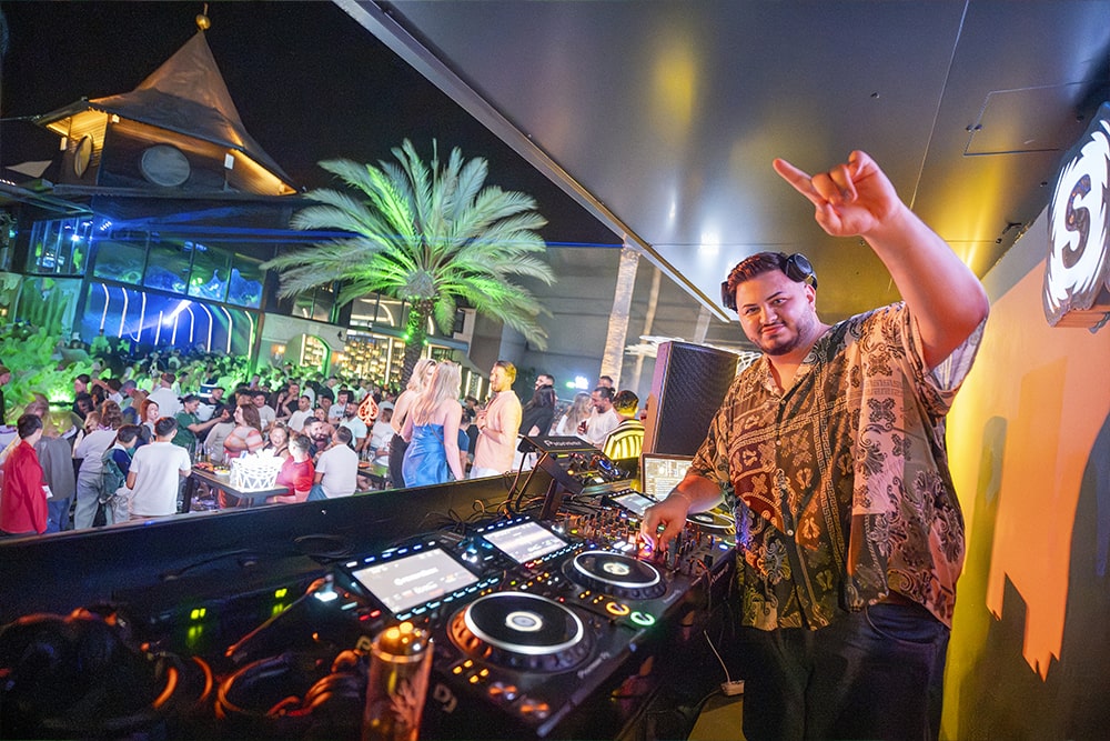 Dj Hacezz - Club Summer Garden