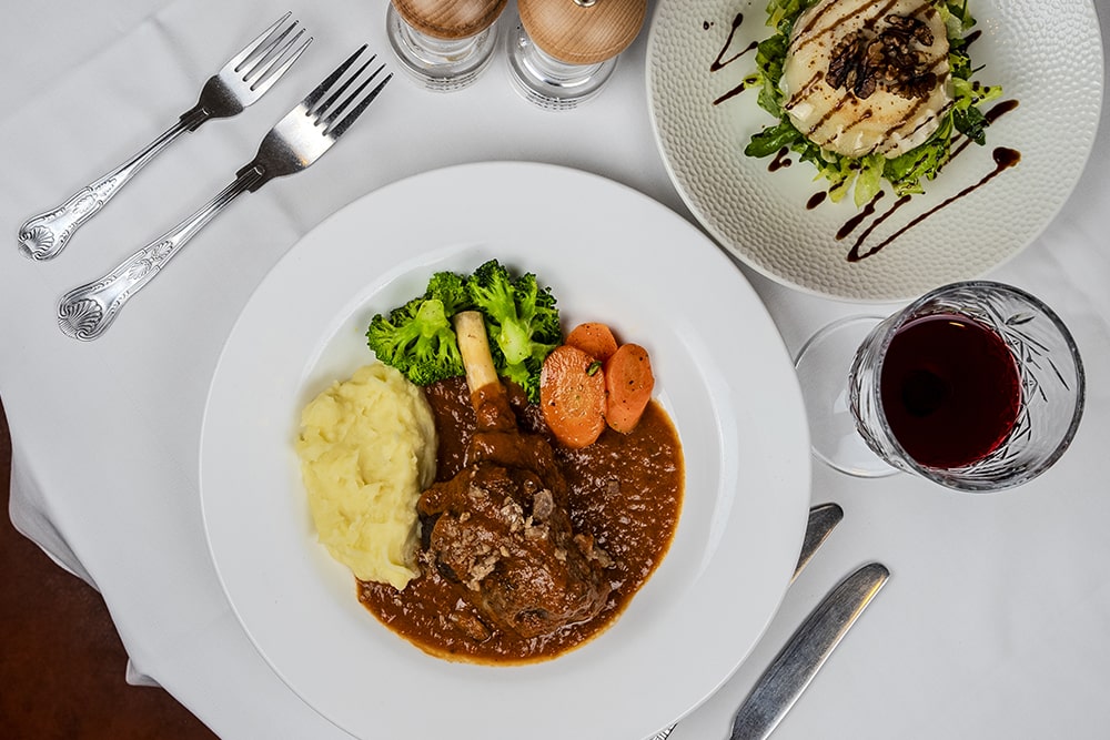 Savoir Fare Restaurant