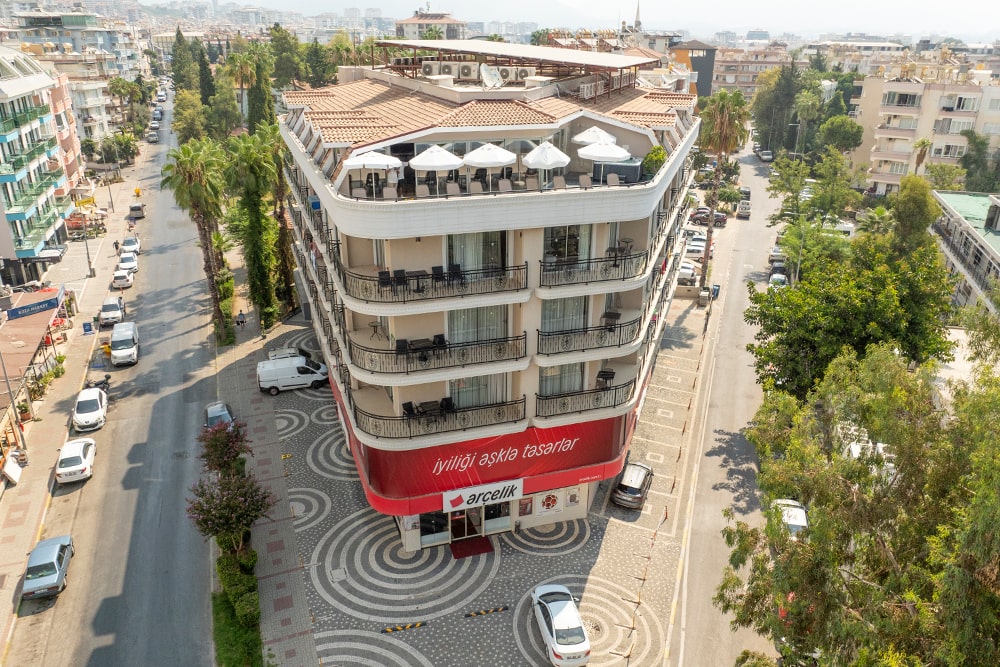 Green Garden City Luxury Hotel
