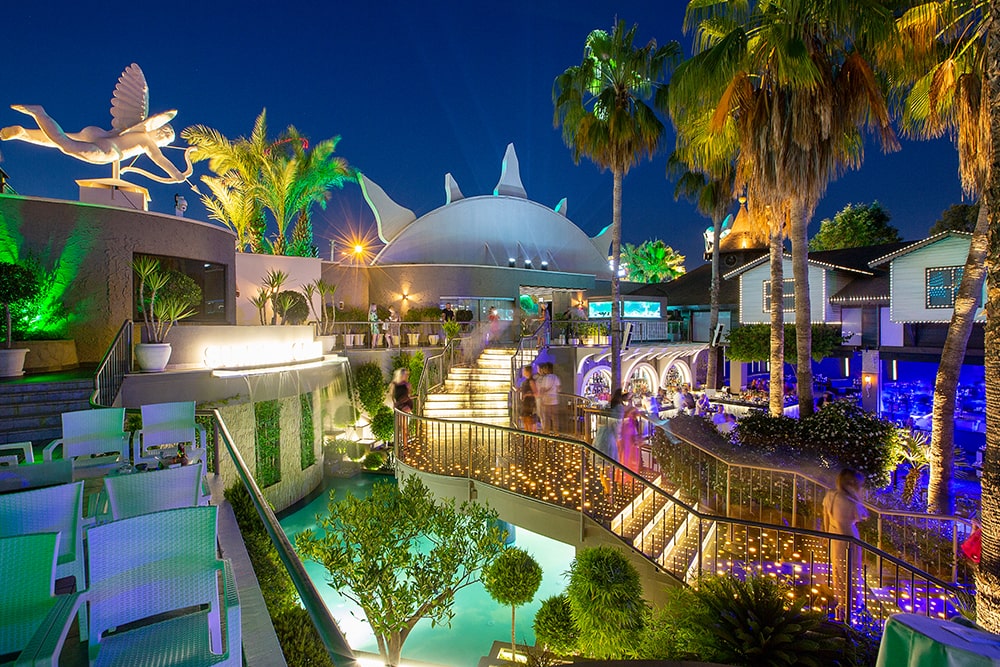 Club Summer Garden